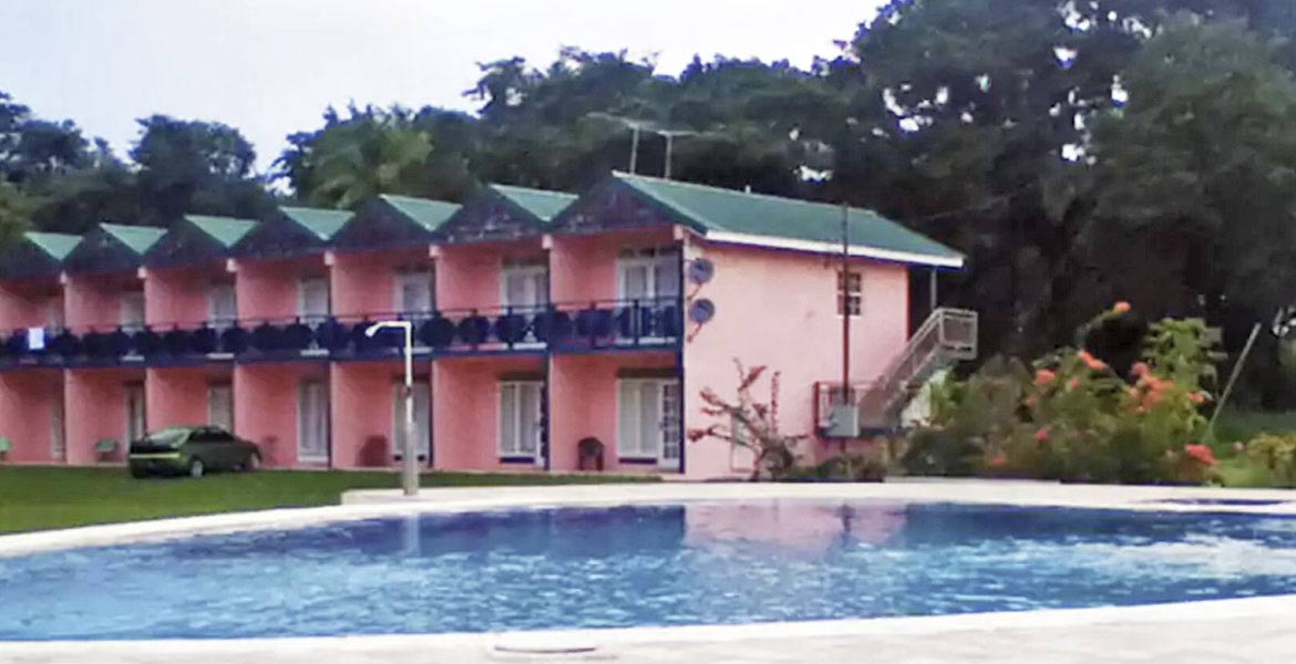 Canoe Bay Resort - a myTobago guide to Tobago holiday accommodation