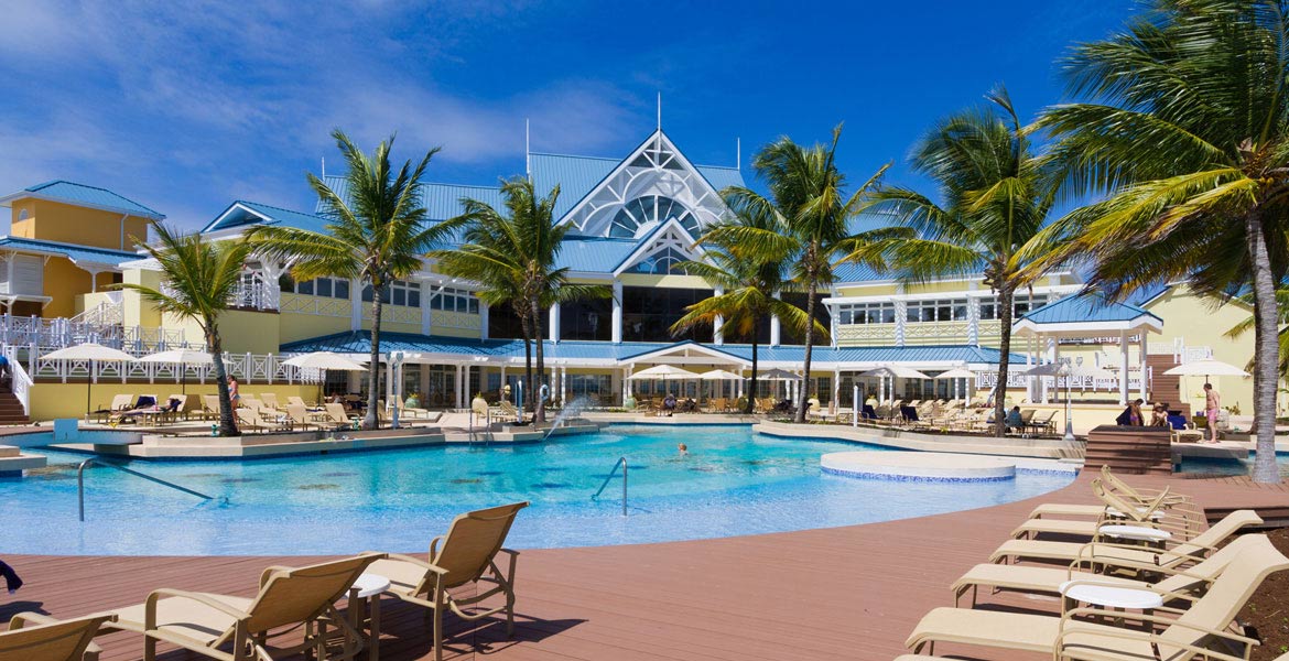 Magdalena Grand Beach & Golf - a myTobago guide to Tobago holiday accommodation