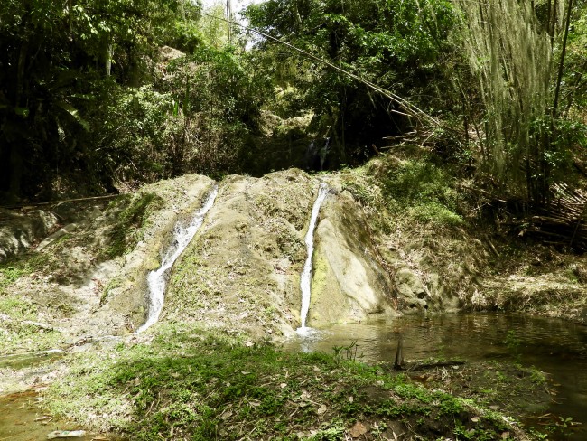 Water flow from 2 of 3 channels in Craig Hall waterfall. The leftmost channel is man made - according to an old local living in Runnemeade, it was added for the movie.