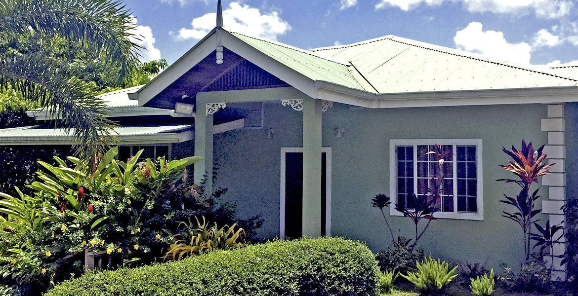 The Hummingbird Lodge - a myTobago guide to Tobago holiday accommodation