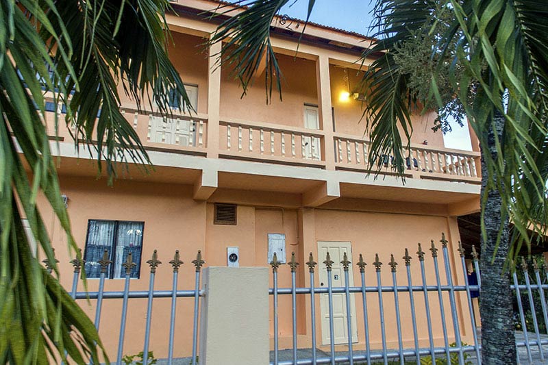 LesVille Bed & Breakfast Apartments, Canaan, Tobago